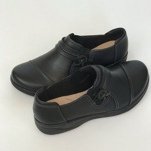 CLARKS Cheyn Madi black women’s slip on